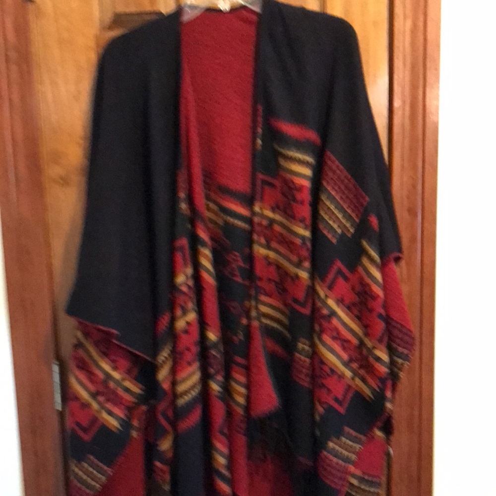 Cozy, reversible, South West Print Poncho EUC